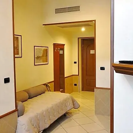 Astrid Hotel