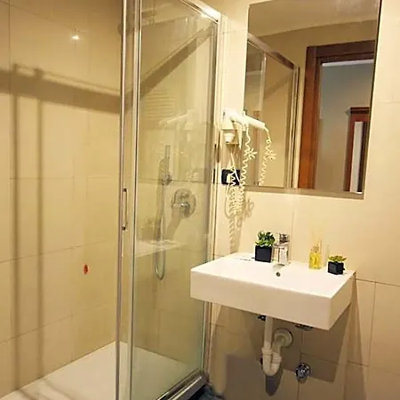 Hotel Astrid 2*