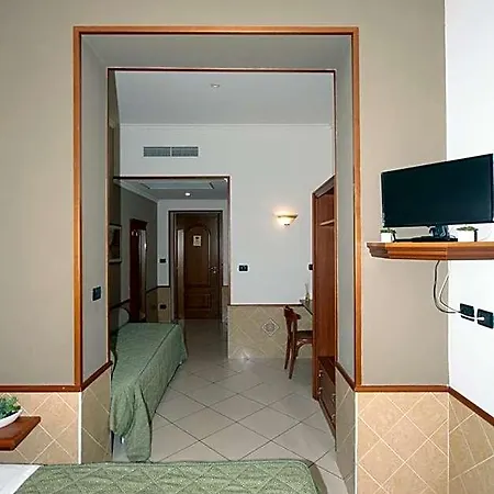 Hotel Astrid 2*